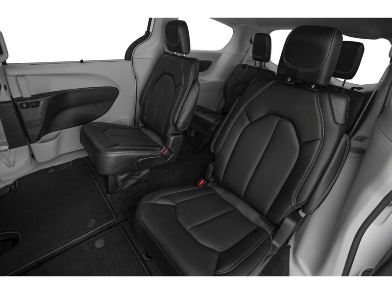 2024 Chrysler Pacifica Touring-L FWD Interior Shot 5