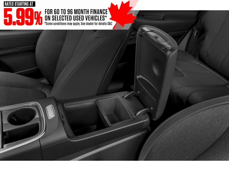 2023 Hyundai Santa Fe Preferred AWD Interior Shot 7