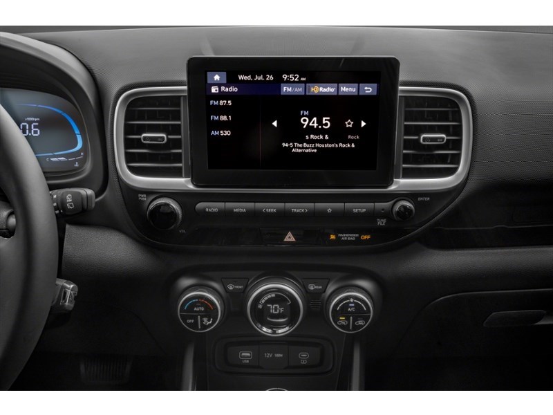 2023 Hyundai Venue Preferred IVT Interior Shot 2