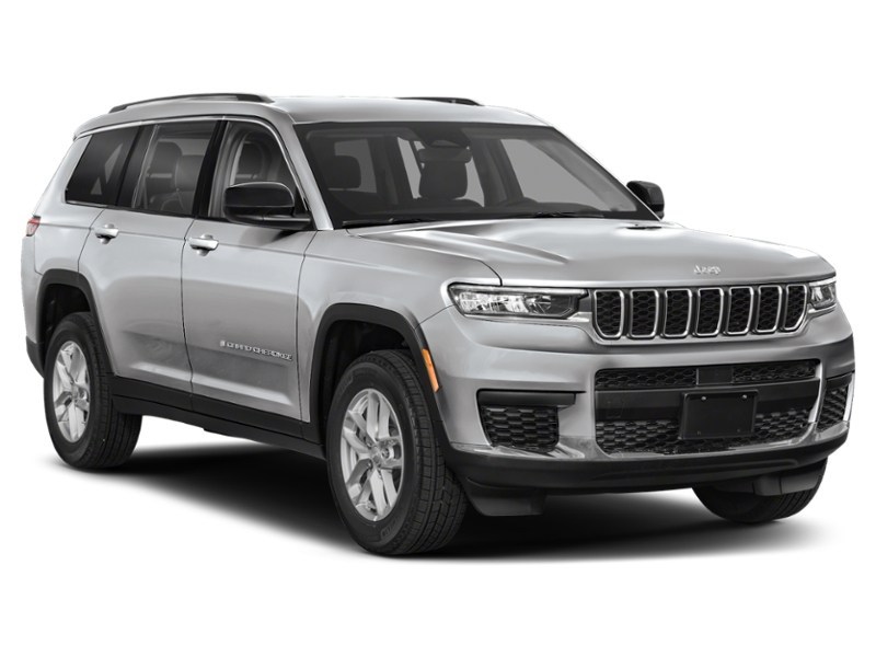 2023 Jeep Grand Cherokee L Summit 4x4 Exterior Shot 8