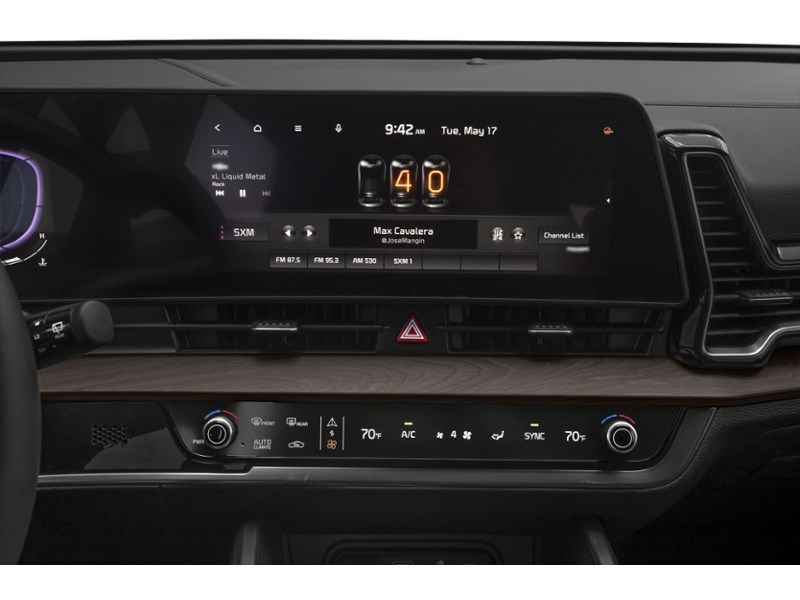 2024 Kia Sportage X-Line AWD Interior Shot 2