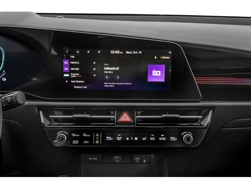 2025 Kia Niro SX FWD Interior Shot 3