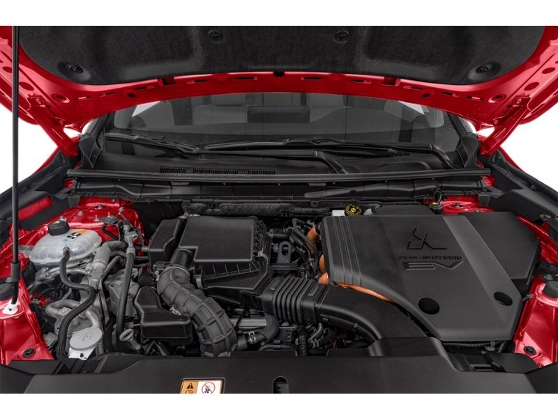 2023 Mitsubishi Outlander Plug-In Hybrid SEL S-AWC Exterior Shot 3