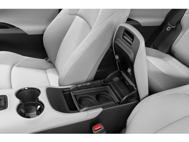 2024 Toyota Venza LE AWD Interior Shot 7