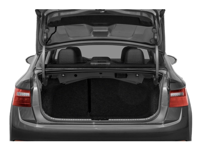 2023 Volkswagen Jetta Highline Exterior Shot 4