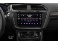 2022 Volkswagen Tiguan Highline R-Line 4MOTION Interior Shot 2