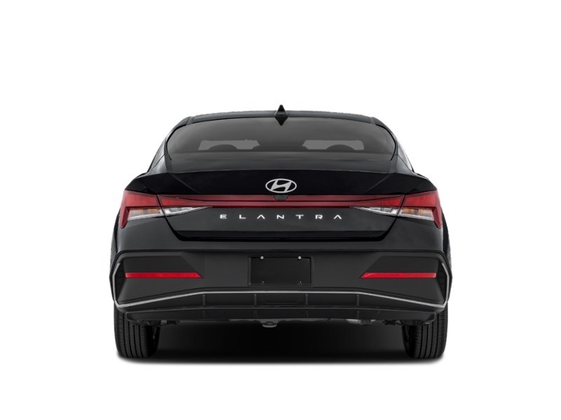 2025 Hyundai Elantra Essential IVT Exterior Shot 7