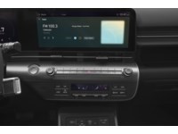 2025 Hyundai Kona 2.0L Preferred AWD w/Trend Package Interior Shot 2