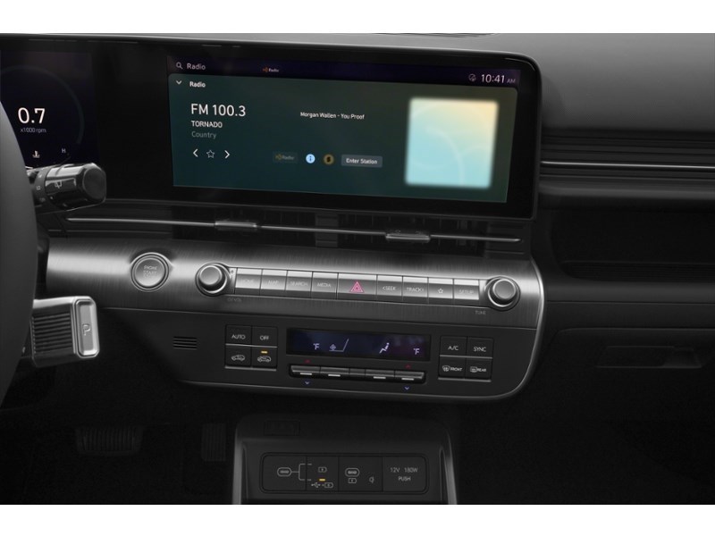 2025 Hyundai Kona 2.0L Preferred AWD w/Trend Package Interior Shot 2