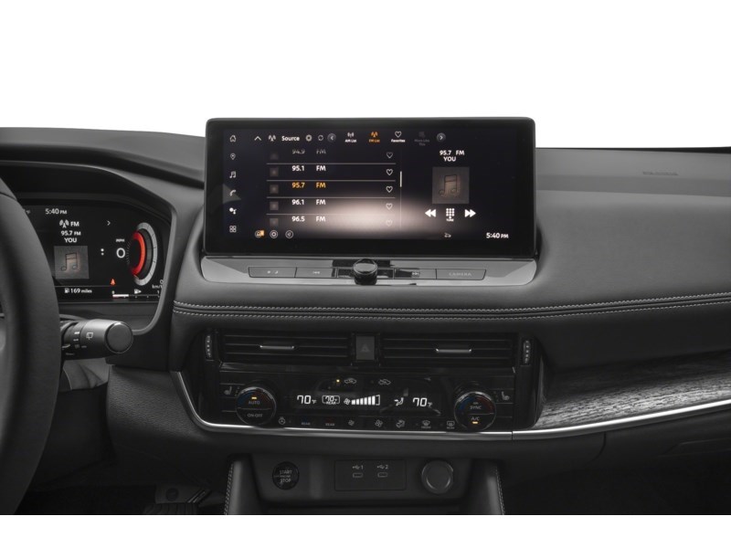 2024 Nissan Rogue Platinum Interior Shot 2