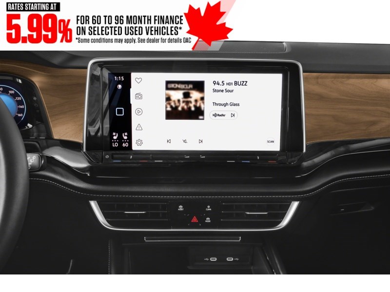 2024 Volkswagen Atlas Comfortline 2.0 TSI 4MOTION Interior Shot 2