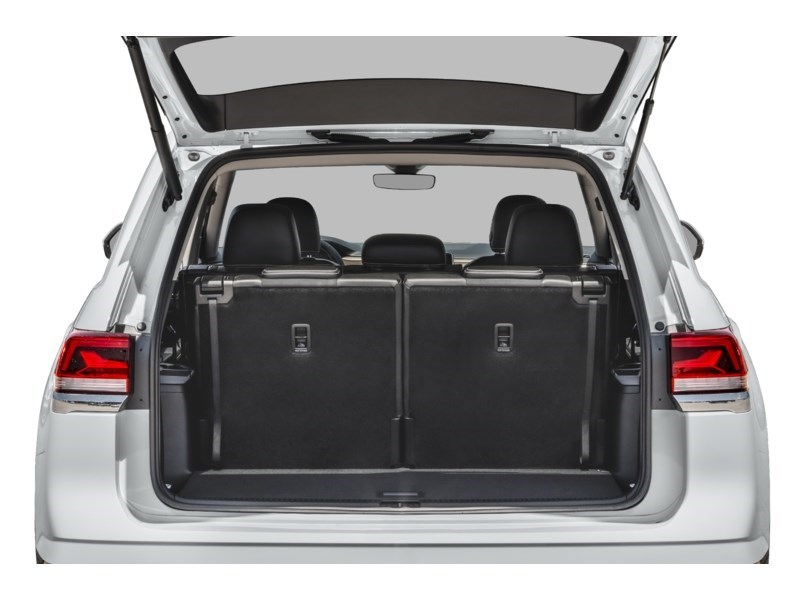 2025 Volkswagen Atlas Comfortline 2.0 TSI 4MOTION Exterior Shot 4