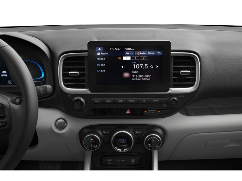 2025 Hyundai Venue Preferred IVT Interior Shot 2