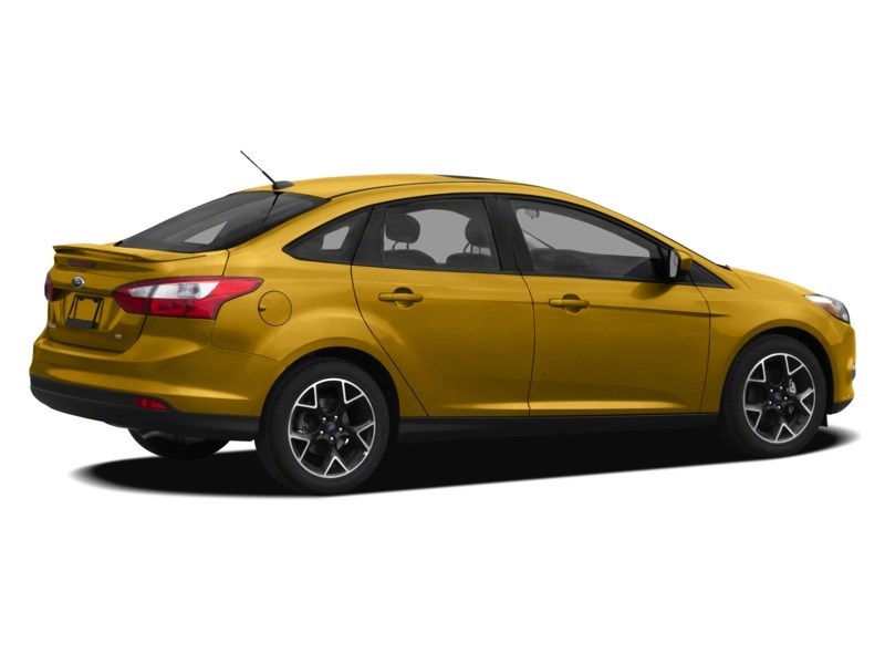 2012 Ford Focus 4dr Sdn SE Yellow Blaze Metallic Tri-coat  Shot 8
