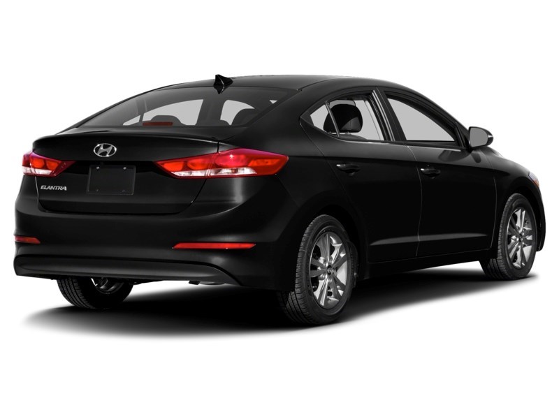 2017 Hyundai Elantra 4dr Sdn Auto GL Space Black Pearl  Shot 12