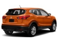 2018 Nissan Qashqai AWD SV CVT Monarch Orange Metallic  Shot 2