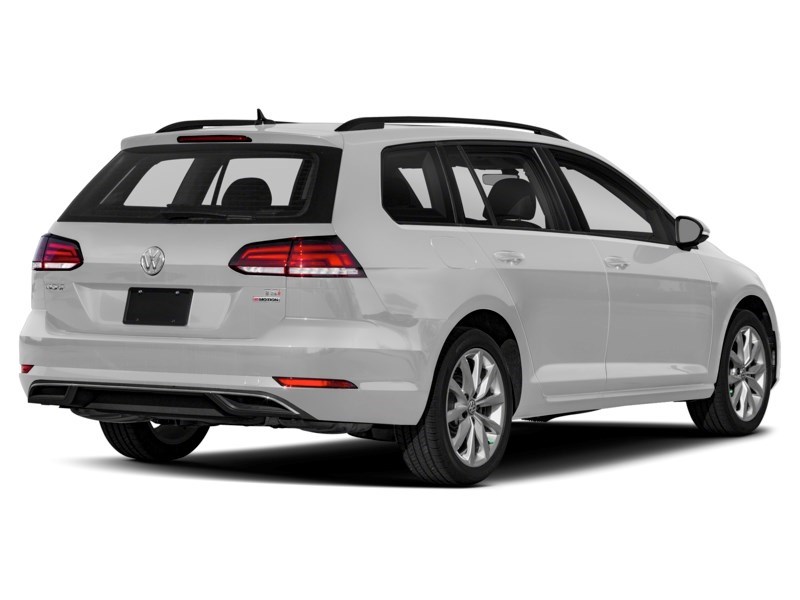 2018 Volkswagen Golf SportWagen Trendline Manual White Silver Metallic  Shot 50