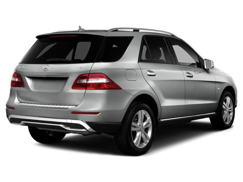 2013 Mercedes-Benz M-Class Base Palladium Silver Metallic  Shot 8