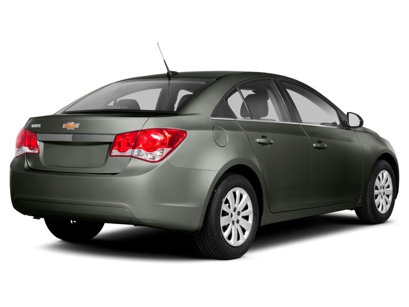 2013 Chevrolet Cruze 4dr Sdn LS w/1SA Cyber Grey Metallic  Shot 24