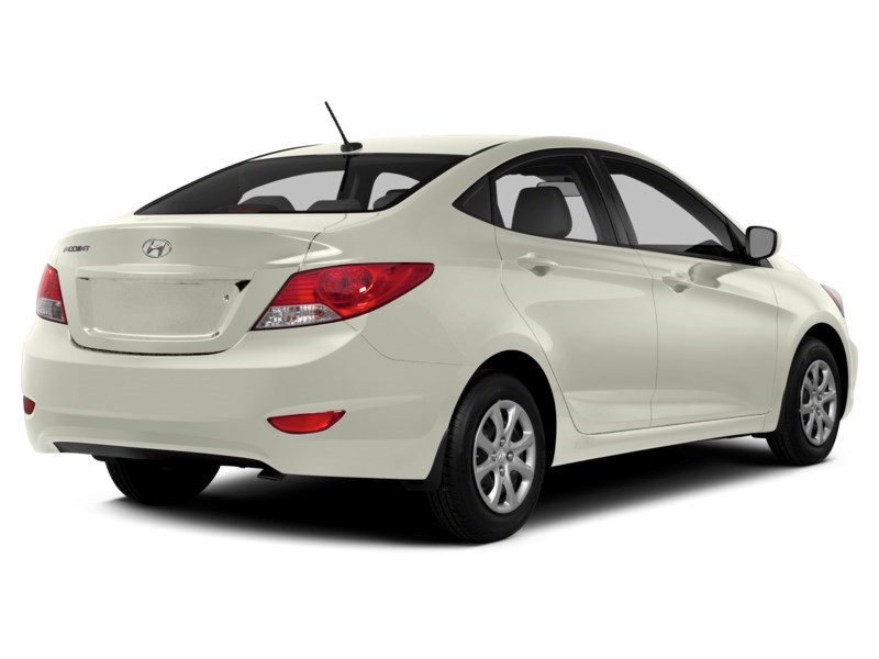 2014 Hyundai Accent 4dr Sdn Auto GL Century White  Shot 19