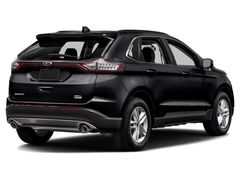 2017 Ford Edge 4dr Titanium AWD Shadow Black  Shot 18