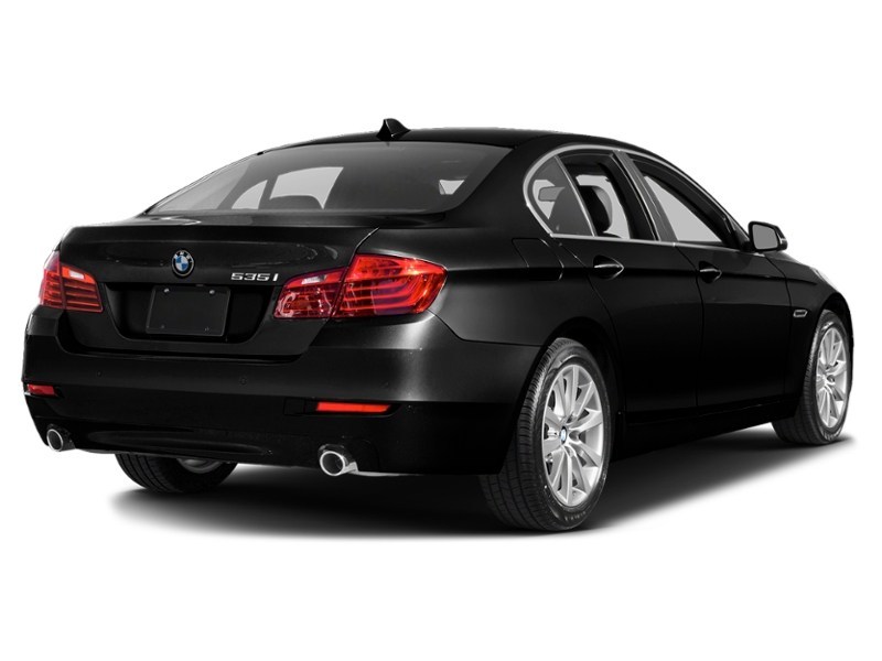 2016 BMW 535 i xDrive Jet Black  Shot 8