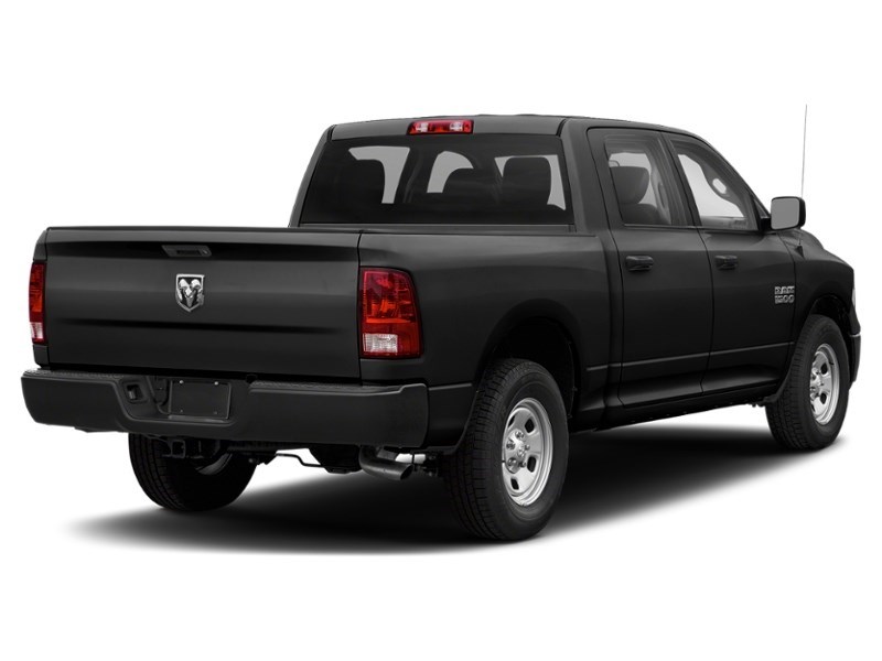 2020 RAM 1500 Classic Express 4x4 Crew Cab 5'7" Box Diamond Black Crystal Pearl  Shot 8