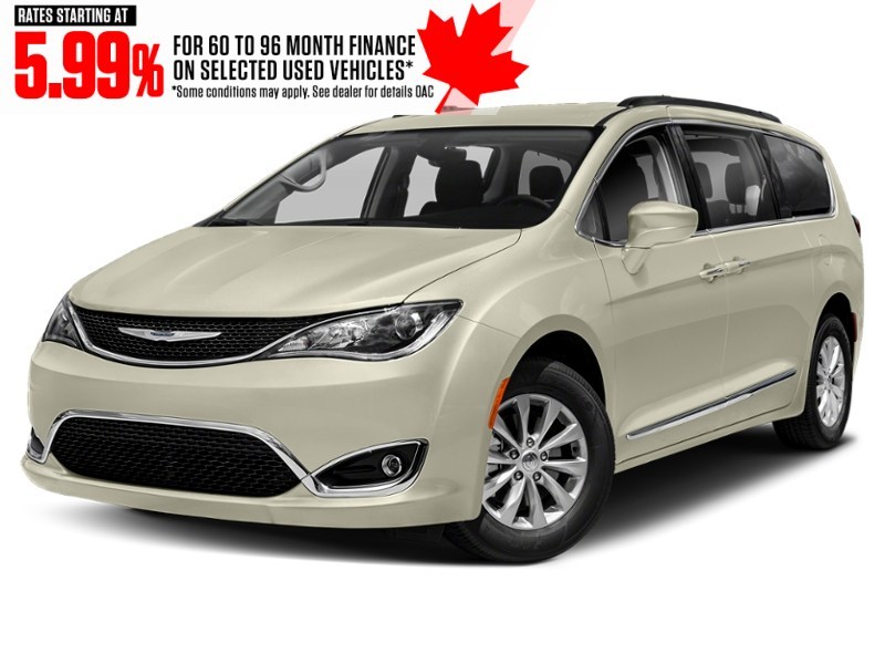 2017 Chrysler Pacifica 4dr Wgn Limited Tusk White  Shot 1
