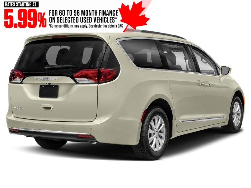 2017 Chrysler Pacifica 4dr Wgn Limited Tusk White  Shot 2