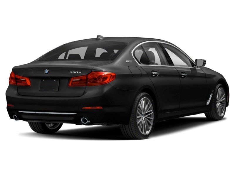 2018 BMW 530e 530e xDrive iPerformance Plug-In Hybrid Black Sapphire Metallic  Shot 8