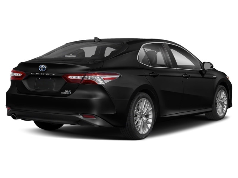 2018 Toyota Camry Hybrid LE Auto