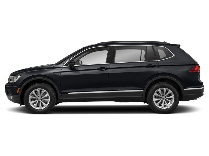 2018 Volkswagen Tiguan Comfortline 4MOTION Deep Black Pearl  Shot 5