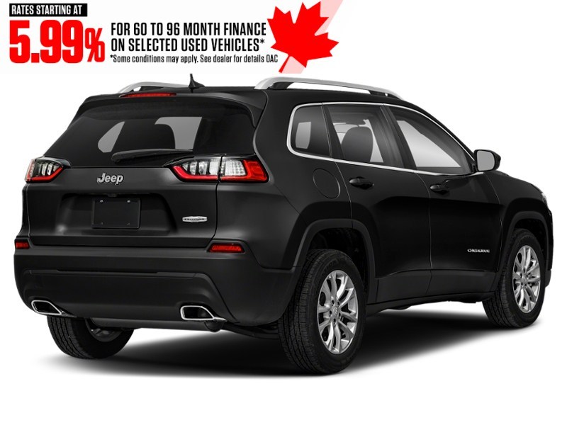2022 Jeep Cherokee Altitude 4x4 Diamond Black Crystal Pearlcoat  Shot 6