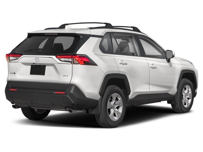 2022 Toyota RAV4 XLE AWD White  Shot 2