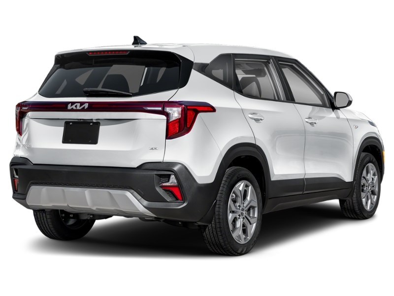 2024 Kia Seltos LX AWD Snow White Pearl  Shot 2